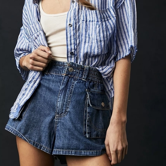 Free People Lady Luck Paperbag Denim Shorts Lightwash Vacation Sz XS - Picture 1 of 8